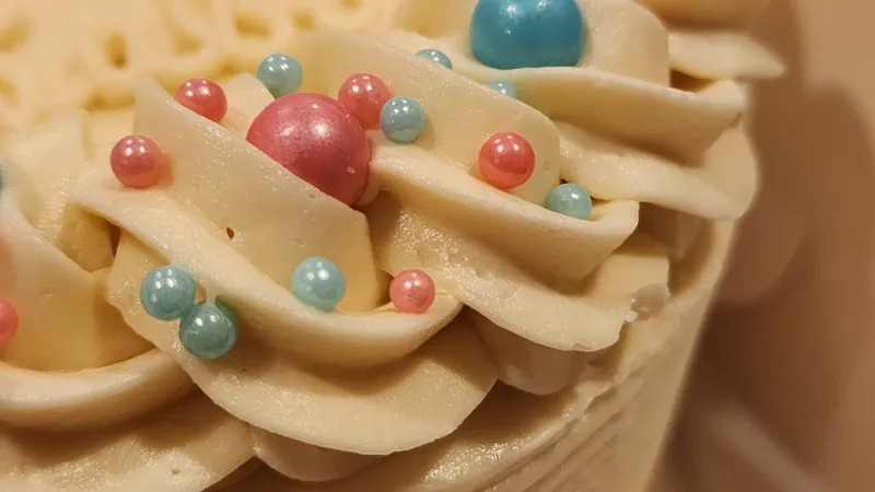 sprinkles gender reveal 3